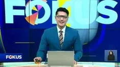 Perbarui informasi Anda bersama Fokus edisi (14/7) dengan pilihan topik-topik sebagai berikut, Mak-Mak Rebutan Bangku Sekolah, Suasana Haru Melepas Anak di Sekolah Rakyat, Festival Bunga Bandungan, Jalan Amblas Akibat Curah Hujan.