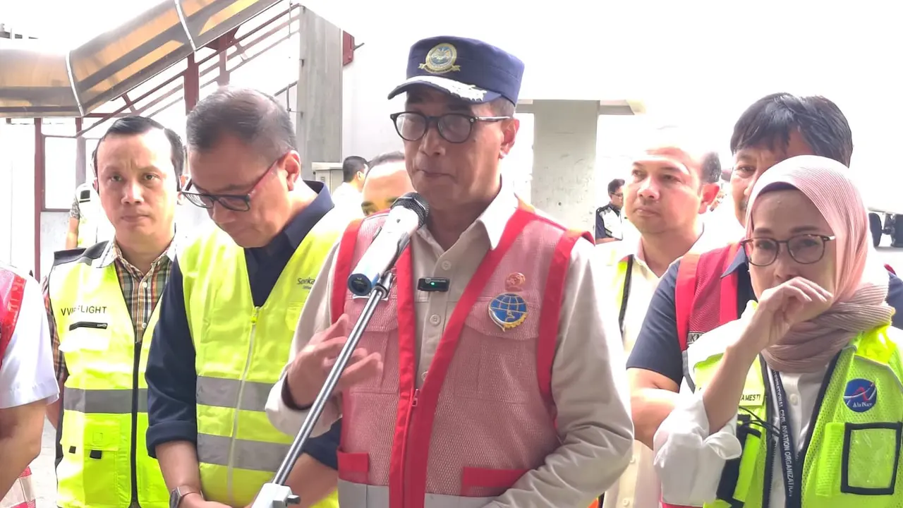 Jamin Mudik Kereta Api Berjalan Baik, Menhub Harap Tak Ada Longsoran