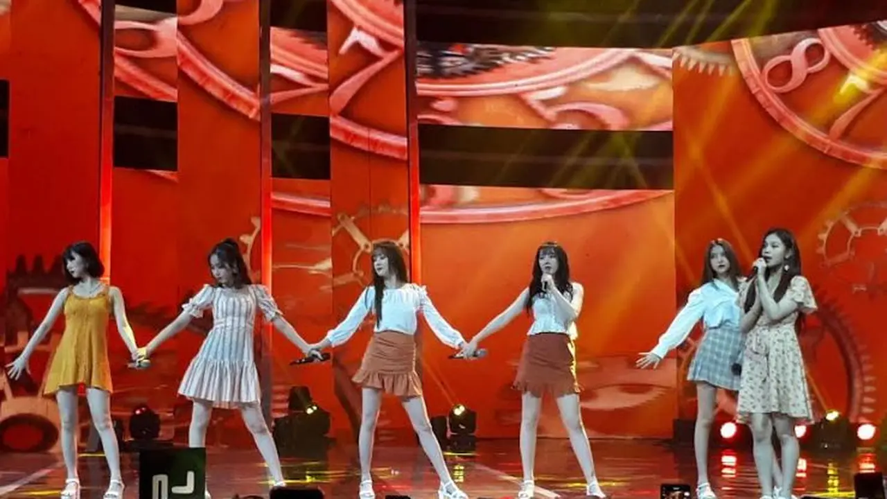 Gfriend (Foto: Affiyah Tri Yuni Sari)