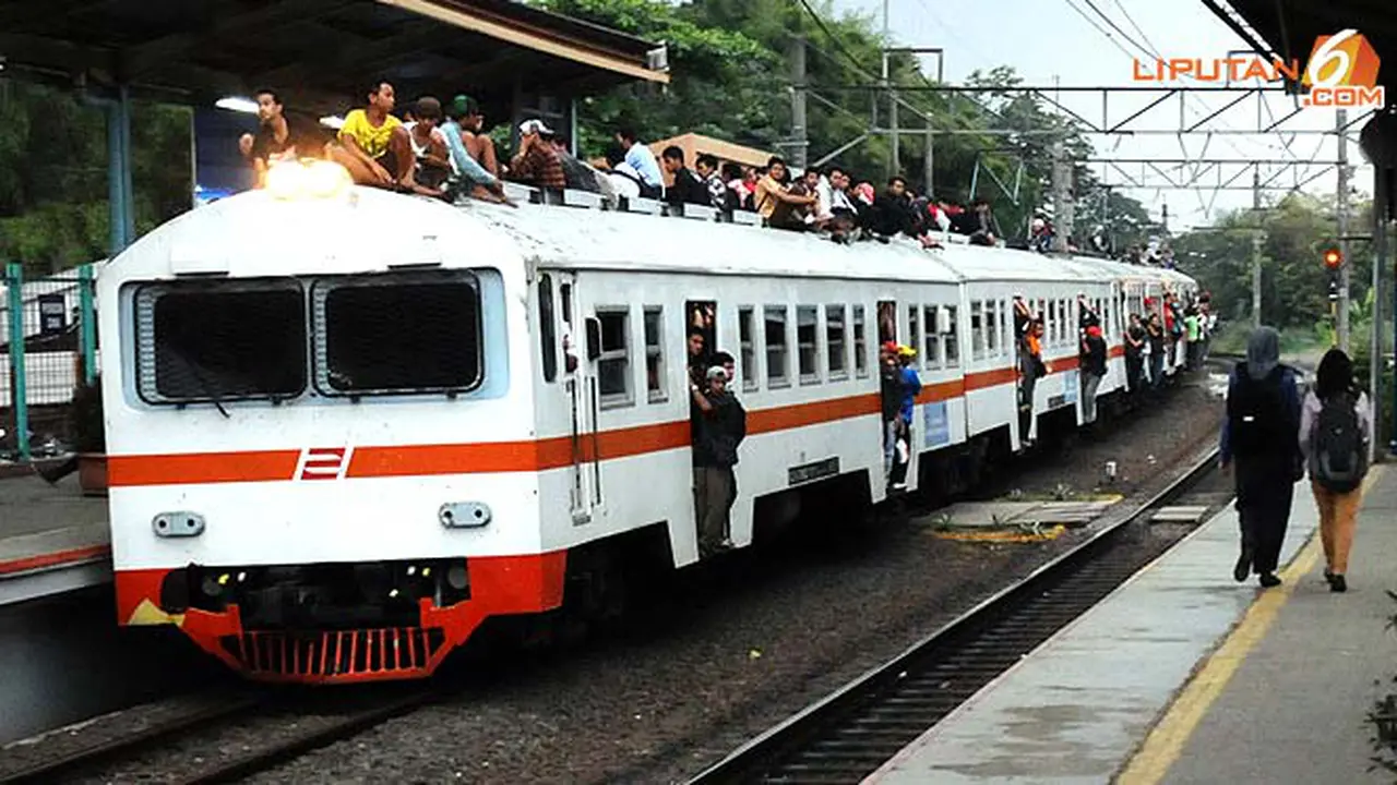 kereta-seributigastasiun-130523b.jpg