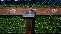 Presiden RI Prabowo Subianto saat berbicara dalam KTT APEC CEO Summit di Lima, Peru, disiarkan di Youtube Sekretariat Presiden, Jumat (15/10/2024). (Dok. Tangkapan Layar YouTube Sekretariat Presiden)