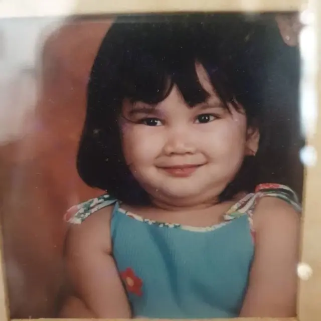 6 Foto Lawas Rachel Amanda Saat Kecil, Pipi Chubby Bikin Gemas