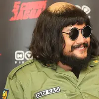 Banyak tantangan didapat Dwi Sasono bermain dalam film terbarunya 5 Cowok Jagoan. Suami dari Widi B3 itu berperan menjadi salah satu jagoannya. Film ini akan tayang pada 14 Desember 2017. (Bambang E Ros/Bintang.com)