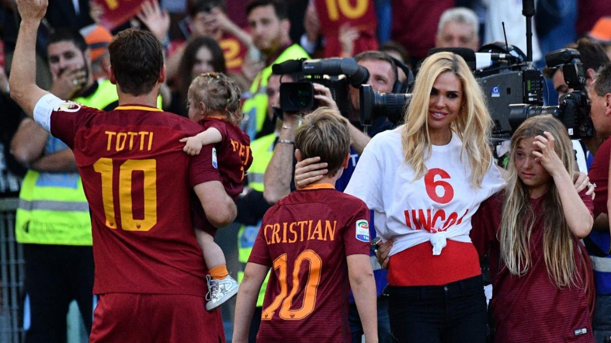 Cerita Pedih Cristian Totti Pensiun Dini di Usia 19: Beratnya Jadi Anak Legenda
