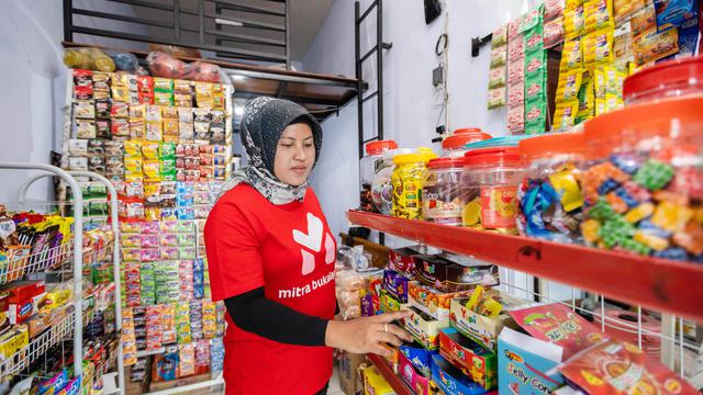 Juragan Liya, mentee terpilih dari Mitra Mentorship Program Batch 1, dipercaya untuk menjadi mentor dan berbagi pengalaman di program Batch 2. (Foto: Bukalapak)