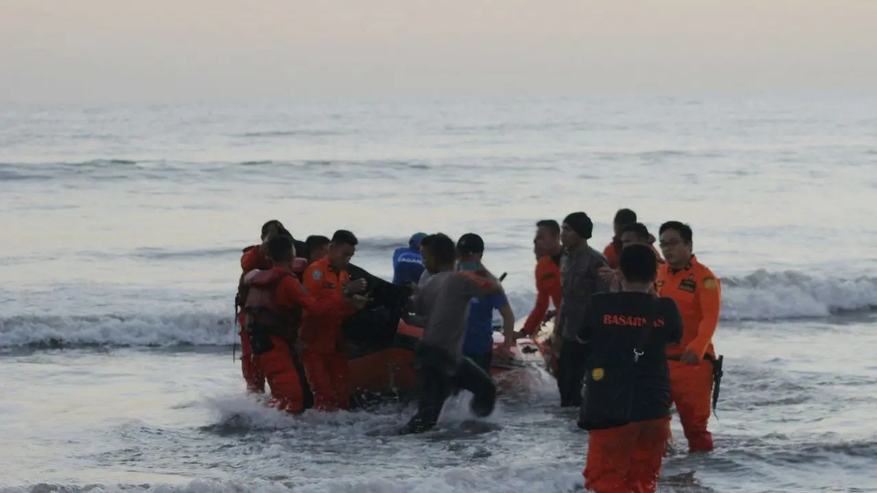   Pantai Bengkulu Kembali Memakan Korban Tenggelam