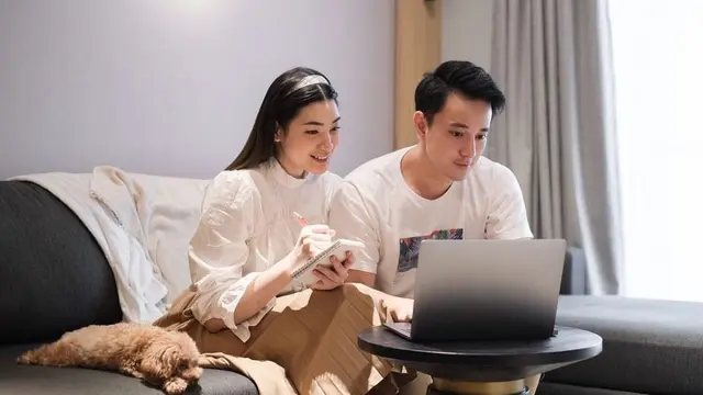 6 Potret Apartemen Billy Davidson dan Istri, Modern dan Banyak Action Figure