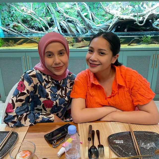Makan Malam Bareng, Ini 6 Potret Kaesang Ajak Nadya Arifta ke Rumah Raffi Ahmad