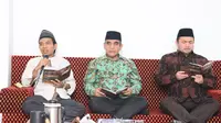 Sekjen Partai Gerindra Ahmad Muzani bersilaturahmi dengan Ustaz Abdul Somad di kediamannya di Kampar, Riau. (Dok. Tim Media Gerindra)