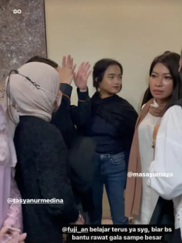 6 Potret Fuji di Pengajian 40 Harian Vanessa Angel dan Bibi Ardiansyah, Jadi Sorotan