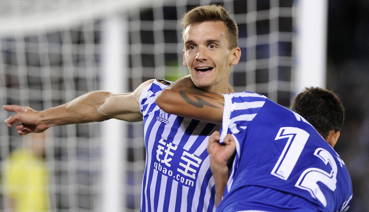 Diego Llorente. Bek tengah jebolan Akademi Real Madrid ini total 3 musim memperkuat Real Sociedad mulai 2017/2018 usai didatangkan dari Real Madrid. Usai tampil 88 laga dengan mencetak 8 gol dan 2 assist, ia dilepas ke Leeds United pada awal 2020/2021 dengan nilai 20 juta euro. (AFP/Ander Gillenea)