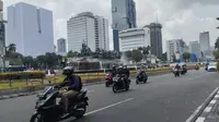 Situasi di Patung Kuda Arjuna Wiwaha, Jalan Medan Merdeka, Jakarta Pusat, lengang jelang demo BBM, Selasa (6/9/2022). (Liputan6.com/Winda Nelfira)