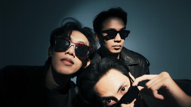 Band Joy Impression Three atau JI3