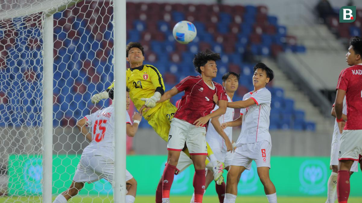 Momen Gelandang Timnas Indonesia U-22 Kena Roasting Pelatih Persis Gara-Gara Dapat Kartu Merah di SEA Games 2025