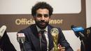 Mohammed Salah memberikan keterangan pers usai menerima penghargaan Pemain Terbaik Afrika 2017 di Accra International Press Conference, Accra, (4/1/2018). Salah mengalahkan Sadio Mane dan Pierre-Emerick Aubameyang. (AFP/Cristina Aldehuela)