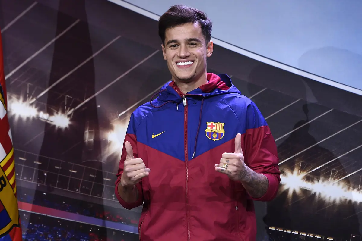 FOTO: Barcelona Resmi Memperkenalkan Philippe Coutinho