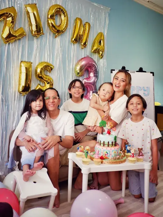 Joanna Alexandra dan Raditya Oloan (Instagram/joannaalexandra)