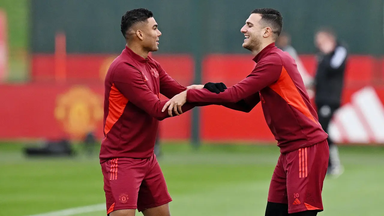 Foto: Canda Tawa Pemain Manchester United Jelang Hadapi Copenhagen di Liga Champions