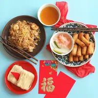 Ilustrasi makanan khas Imlek/copyrightshutterstock/Boontoom Sae-Kor