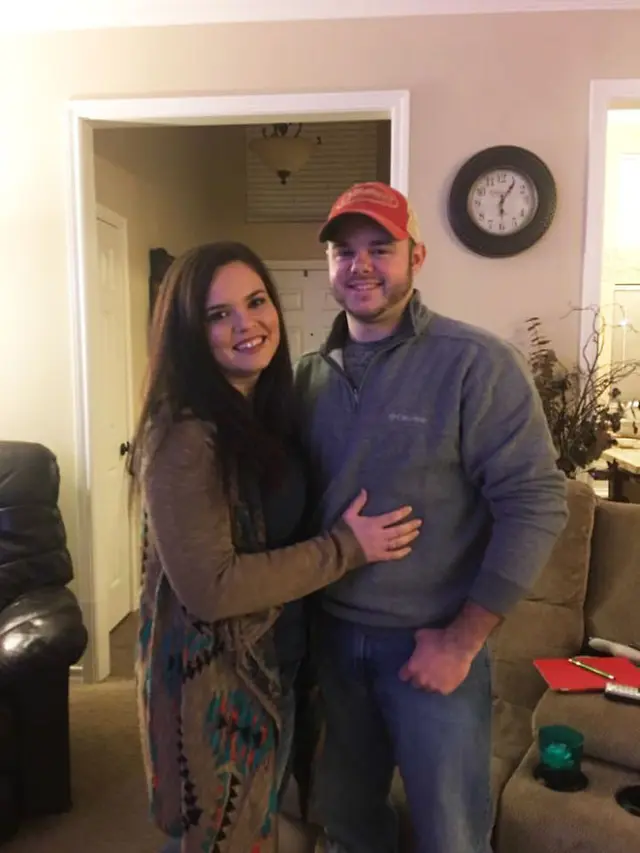 [Bintang] Tak Punya Rahim, Cewek Ini Numpang Hamil di Perut Mertua