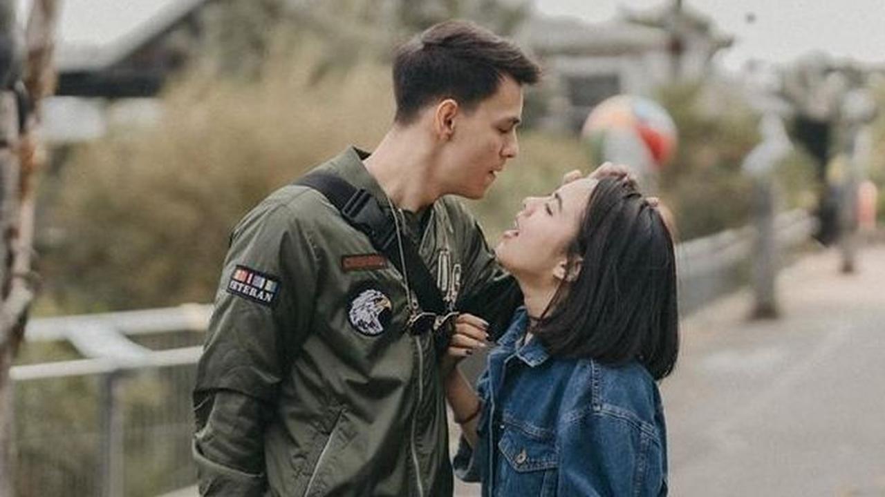 Mulai Tampil di Publik, Ini 6 Potret Mesra Nabila Faisal dan Marcell Darwin