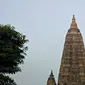 Mahabodhi Temple yang terletak di Bodh Gaya, India, menjadi tempat suci bagi umat Buddha dari seluruh dunia. (Liputan6.com/Citra Dewi)