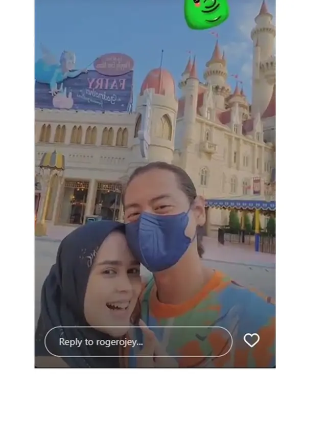 8 Momen Liburan Keluarga Cut Meyriska dan Roger Danuarta di Singapura, Seru Banget