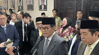 Gubernur DKI Pramono Anung Janji Selesaikan Kasus Anak Putus Sekolah