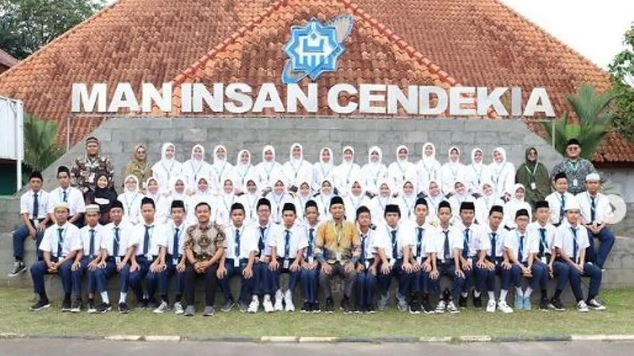 Profil Sekolah Granata Van Ridho yang Raih Beasiswa Kuliah di Luar Negeri, MAN Insan Cendekia Didirikan Oleh BJ Habibie