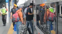 PT KAI: Kereta Api Keberangkatan Stasiun Gambir Berhenti di Jatinegara Sabtu 28 Maret 2026