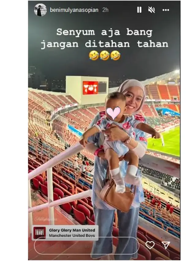 6 Potret Keseruan Rizky Billar Nonton Pertandingan Liverpool vs MU di Thailand