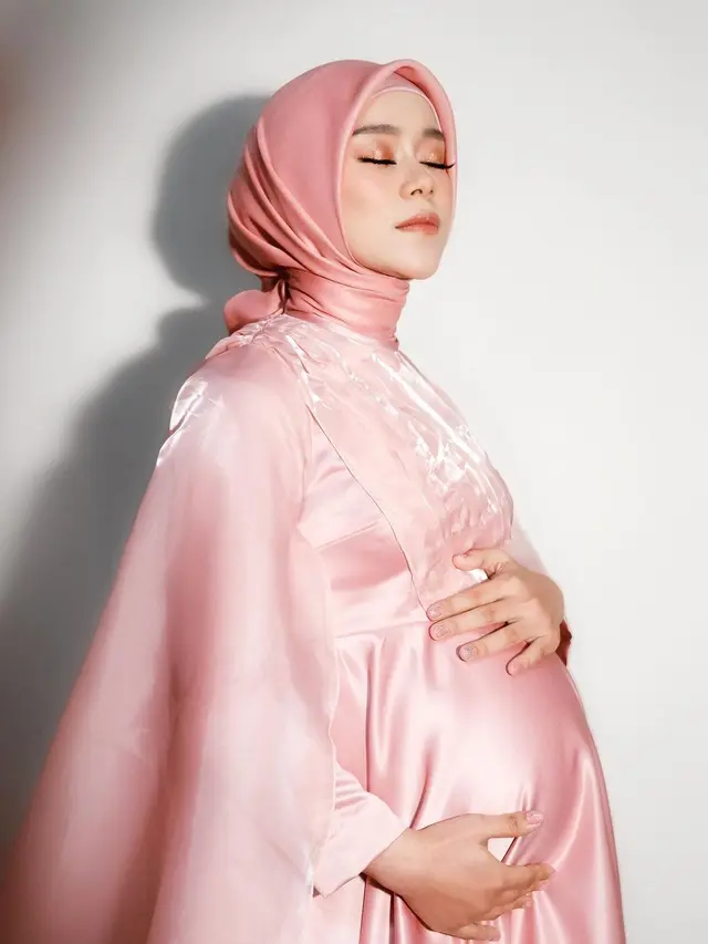 Lesti Kejora merilis single baru, "Lentera." (Foto: Dok. Instagram @lestykejora)