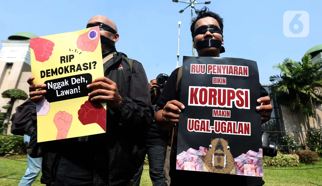 Setidaknya ada tiga poin tuntutan organisasi pers pada aksi unjuk rasa yang dilakukan hari ini. (Liputan6.com/Helmi Fithriansyah)
