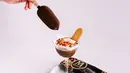 Double Chocolate Velvet menjadi cara lain untuk menikmati Magnum Double Chocolate. Dipadukan Chocolate drink, cheese drink, freeze-dried raspberry, cornflakes, marshmallow, dan langue de chat, kamu bisa menikmati di Beau Bakery