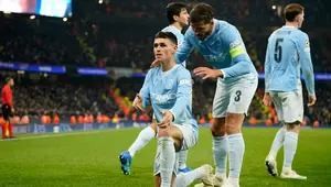 Phil Foden Memberi Opsi 'Nomor 9' bagi Man City
