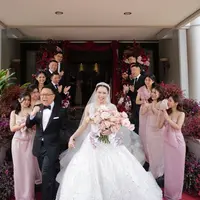 Gwen Ashley Mempelai Wanita yang Dinikahi Anak Bos Air Asia dengan pesta pernikahan mewah. [@majestichocuspocus]