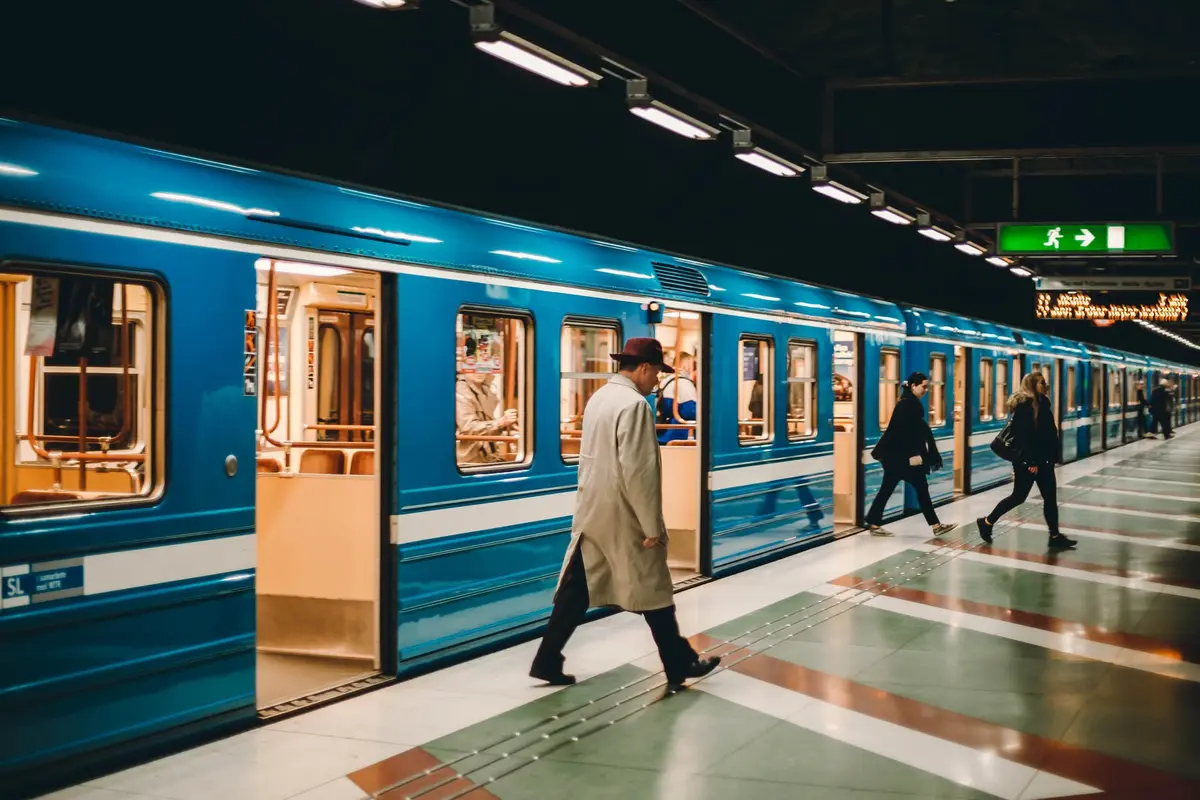 Ilustrasi cara menaiki MRT
