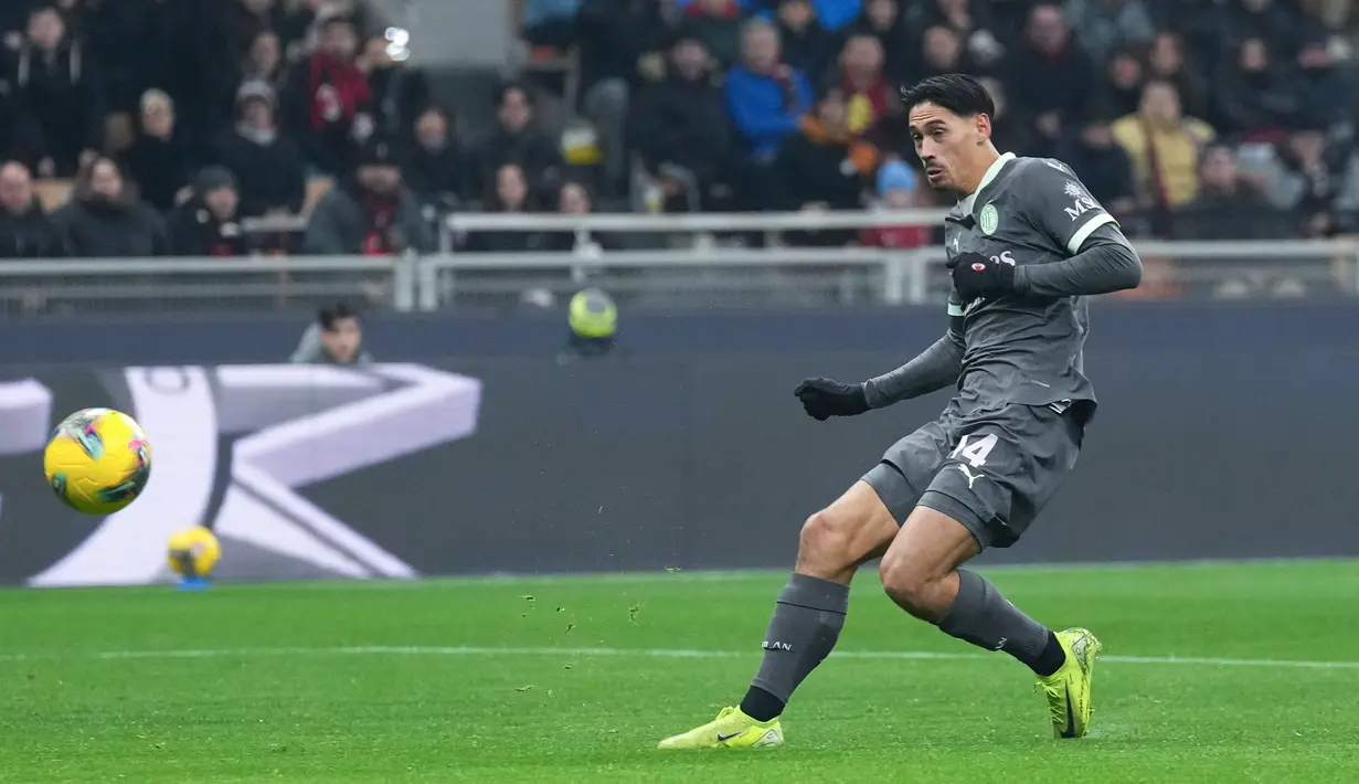 AC Milan unggul lebih dahulu lewat gol Tijjani Reijnders di menit ke-16. (AP Photo/Antonio Calanni)