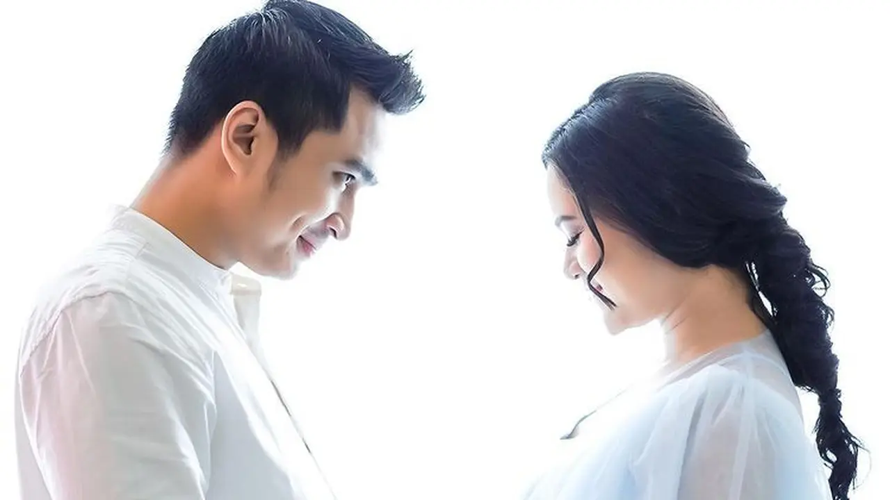 6 Potret Maternity Shoot Istri Lutfi Agizal, Siap Sambut Anak Pertama