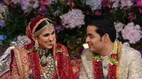 Pernikahan Putra Orang terkaya Asia, Akash Ambani dengan Shlok Mehta. (dok.Instagram @weddingz.in/https://www.instagram.com/p/Bu0CtKlnKNZ/Henry