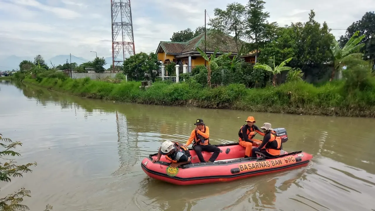 Pencarian orang hanyut