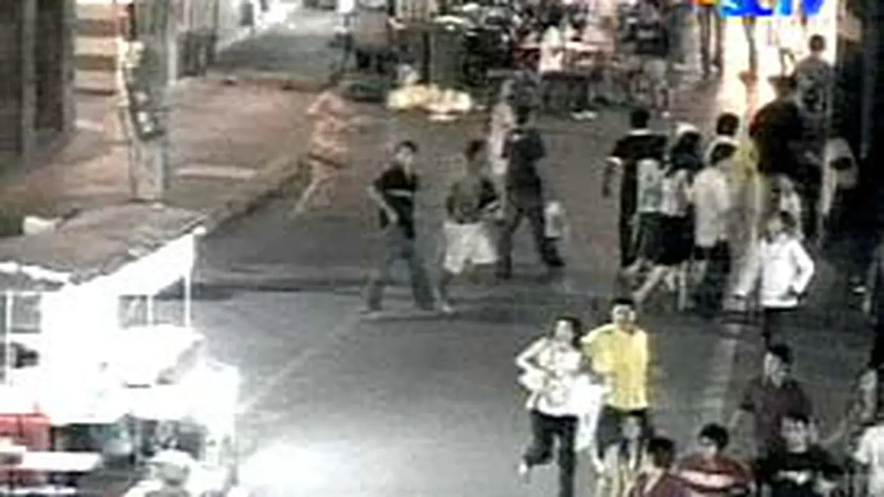 290305aLnGempaDarurat.jpg