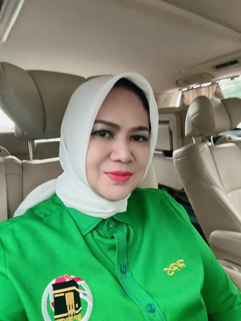 Patrika S.A Paturusi alias Anggie Paturusi, pemberi mobil kepada adik Bibi Andriansyah, Fuji (https://www.instagram.com/p/CW4SE-DPrTP/)