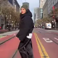 Ririn Ekawati selalu tampil stylish diberbagai kesempatan, termasuk saat berlibur di Amerika Serikat. [Foto: Instagram/ririnekawati]
