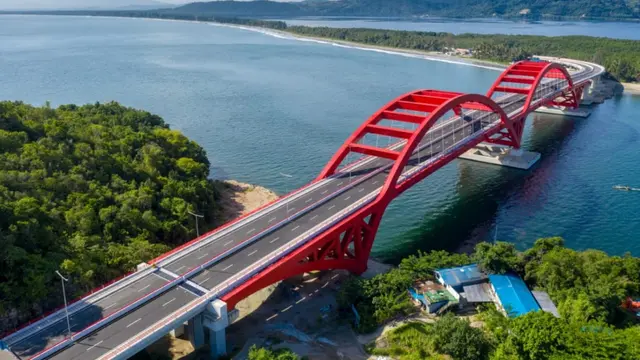 Jembatan Holtekamp