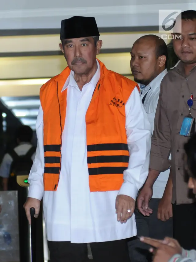 KPK Tahan Bupati Bandung Barat