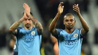 Fernandinho tetap menilai Piala FA sebagai kompetisi yang penting untuk Manchester City. (AFP/Glyn Kirk)