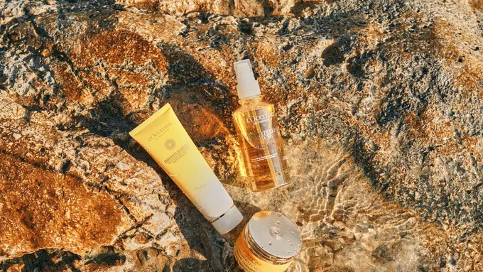 Pentingnya double cleansing