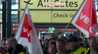 Mogok kerja pekerja bandara Jerman berdampak pada 3.400 penerbangan, yang berdampak pada sekitar 500.000 penumpang. (RALF HIRSCHBERGER / AFP)