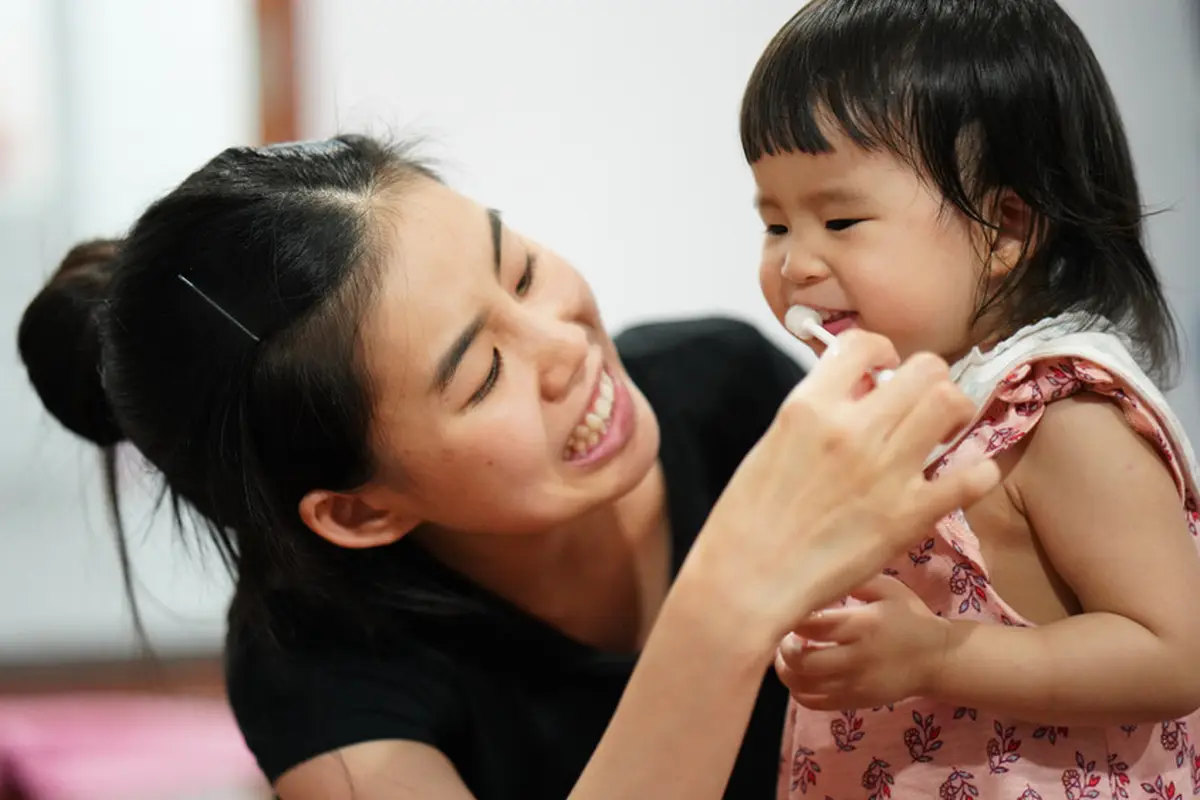 menyikat gigi anak